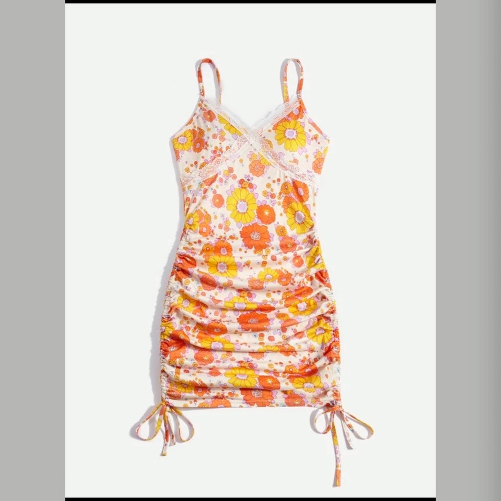 Drawstring ruched dress